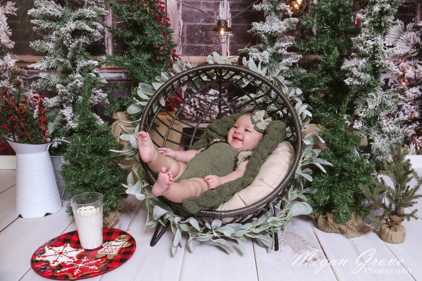 Fort Collins Baby Photo Studio | Monthly Baby Photos